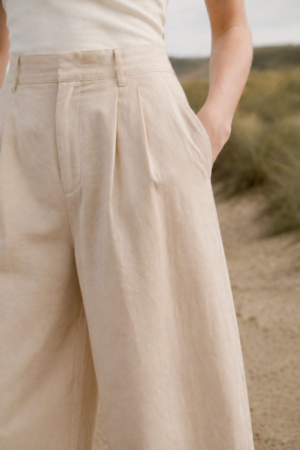 Fern 84 crop trouser fabric detail